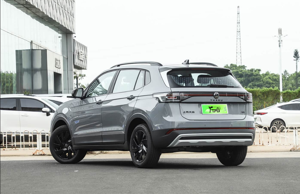 volkswagen  Tharu XR price